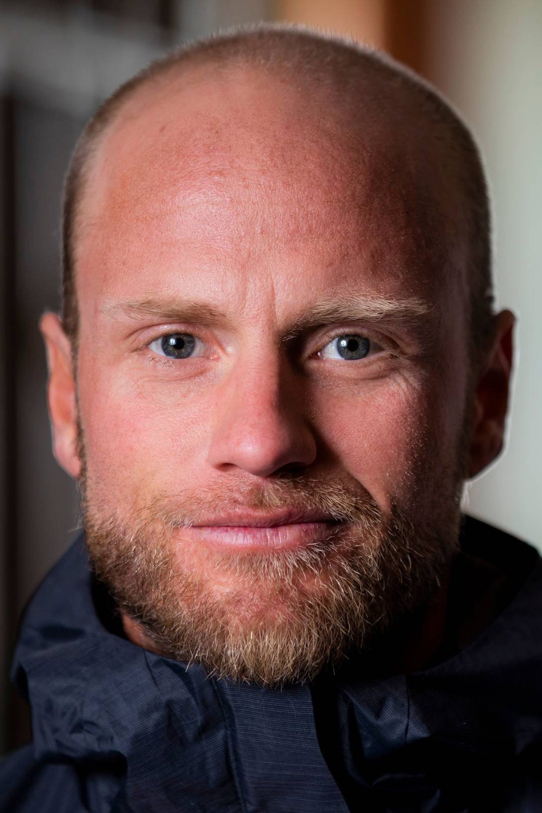 Martin Johnsrud Sundby as Host in 16 ukers helvete