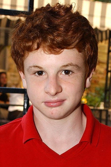 Michael Kanev as Albert in I Downloaded a Ghost