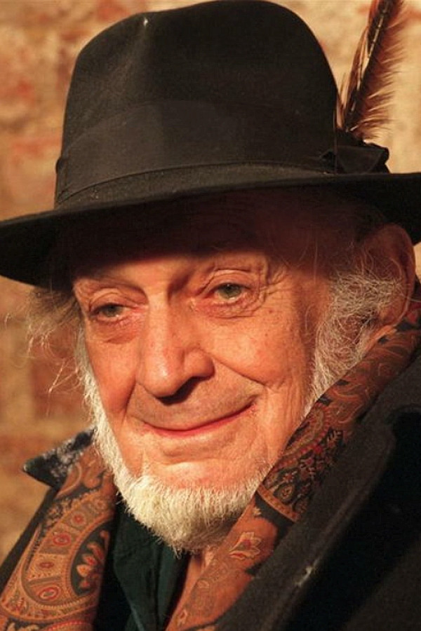 Piotr Skrzynecki as Uncle Fülöp in The Inheritance