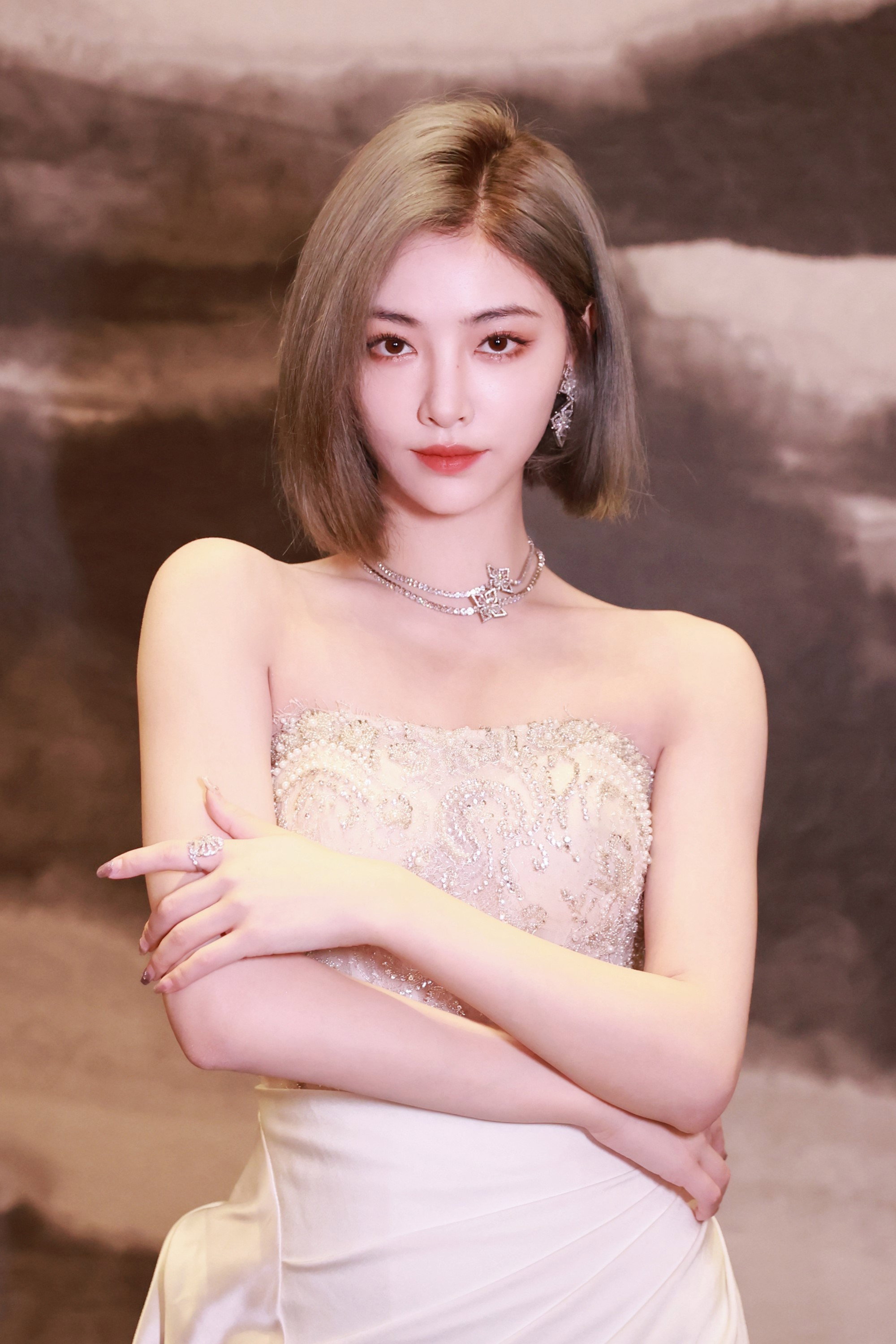 Xu Jia Qi as Self in Hi! Sport