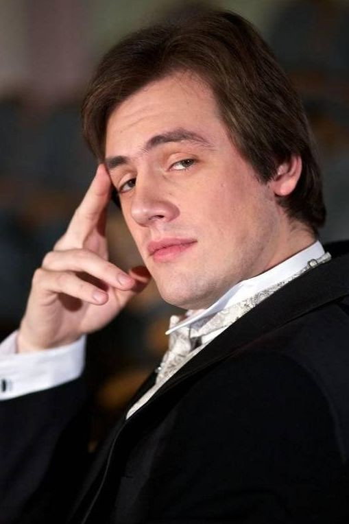 Данила Дунаев as Dmitry Mikheev in Ms. Sweet