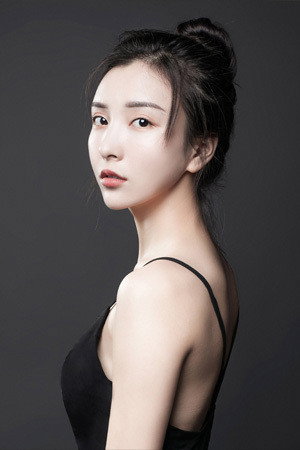 李若希 as Xu Jing in Restart the Earth