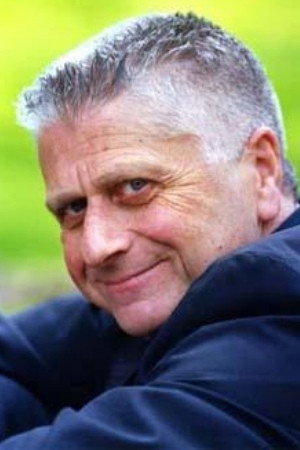 André Valardy as Gérard in Faut s'les faire !... Ces légionnaires