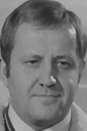 Dieter Franke as Kommisar Schnabel in Rückkehr als Toter