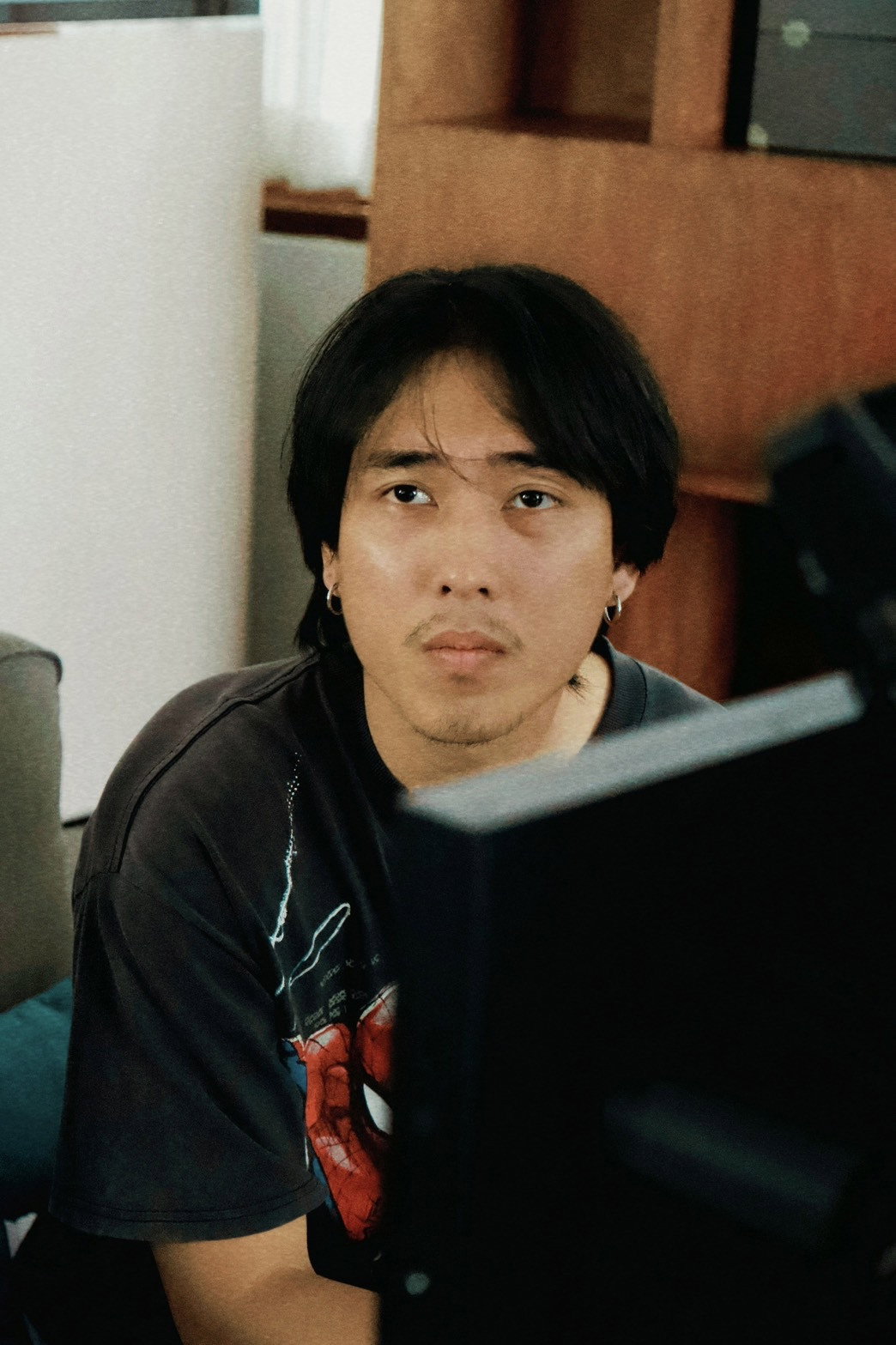 Vorameth Poojomka as Himself in Escape from Anxiety