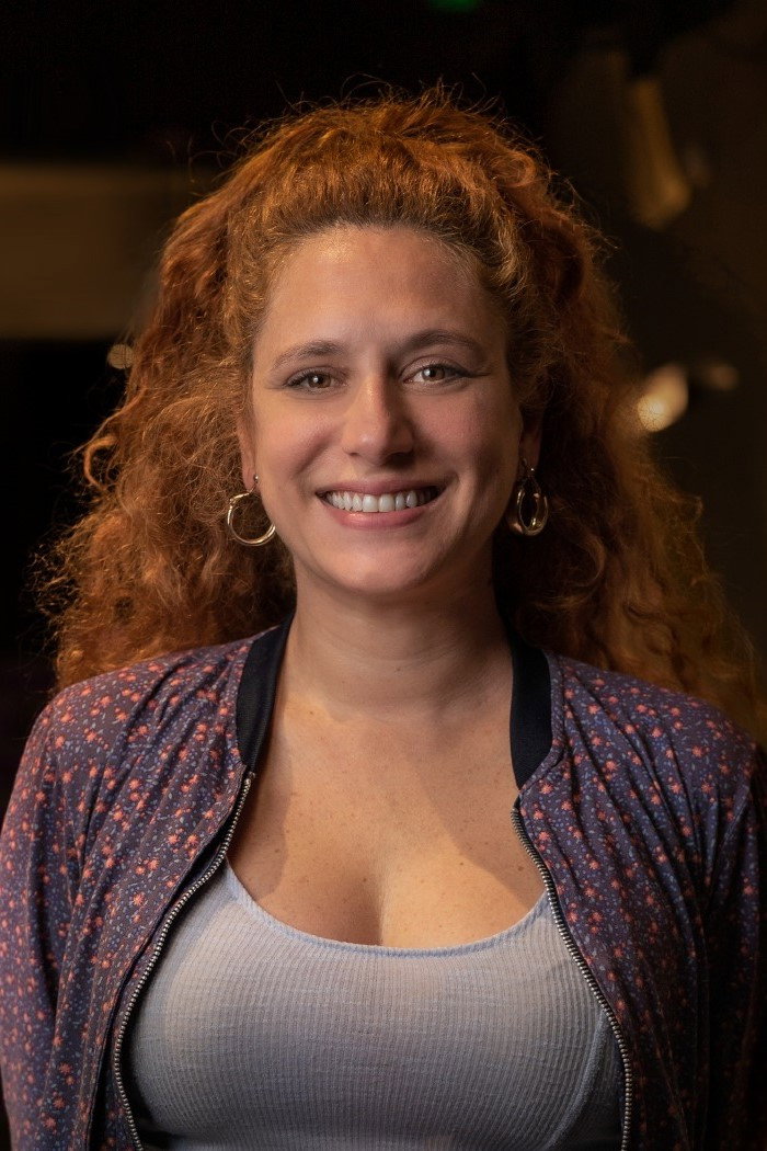 Gisela Ponce de León as María Fé in How to Get Over a Breakup