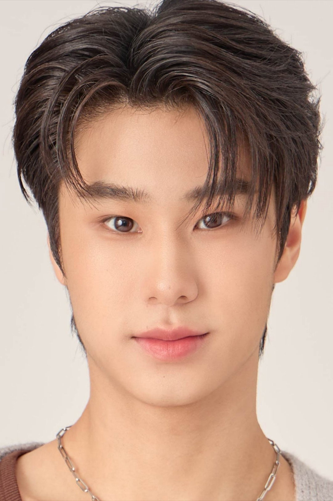 ภีมสรรค์ โสตางกูร as Kit in Boys In Love