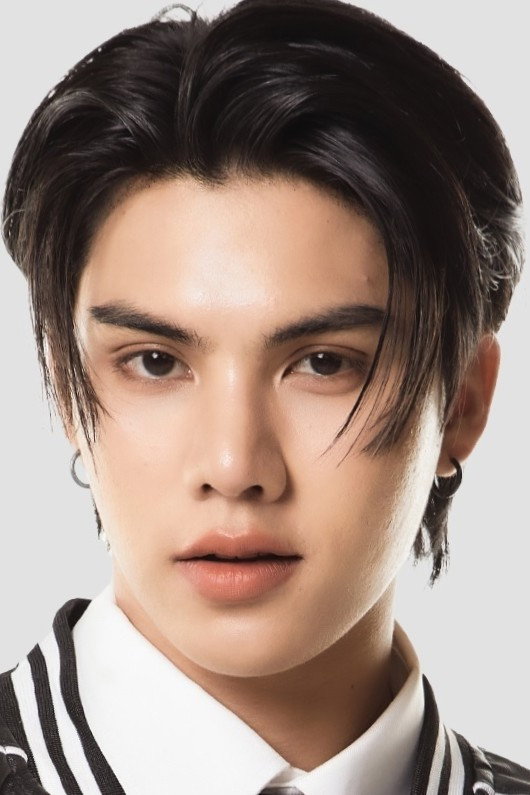 ฐิติพงศ์ เซ่งงาย as Mahasamut in Love Sea