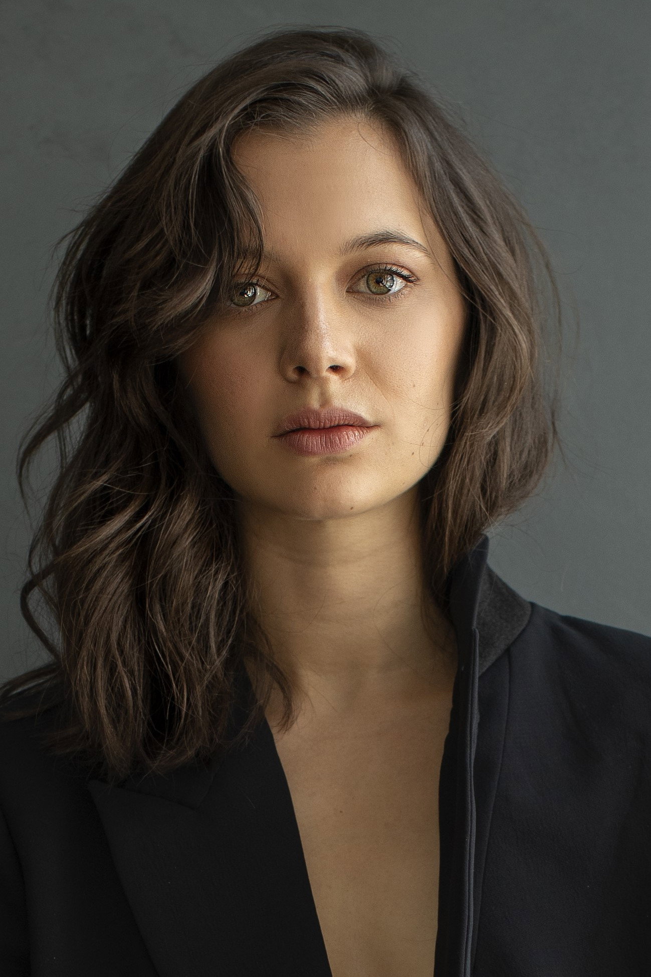 Clara Bernardo as Sasha in Les jumeaux