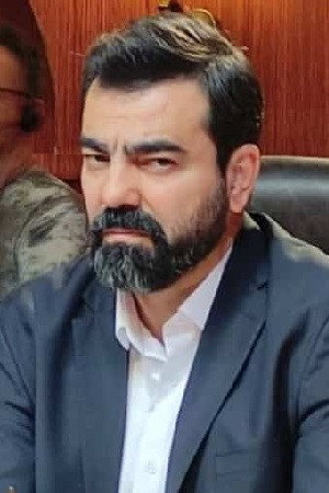 بهزاد خلج as Esmaeil in Lost Prestige