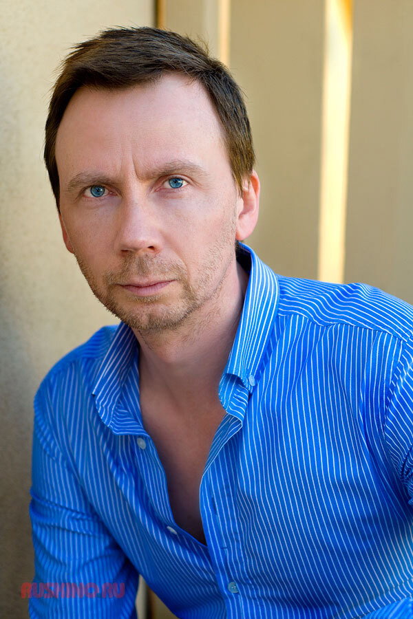 Вячеслав Яковлев as guard in Comedy of the Strict Regime