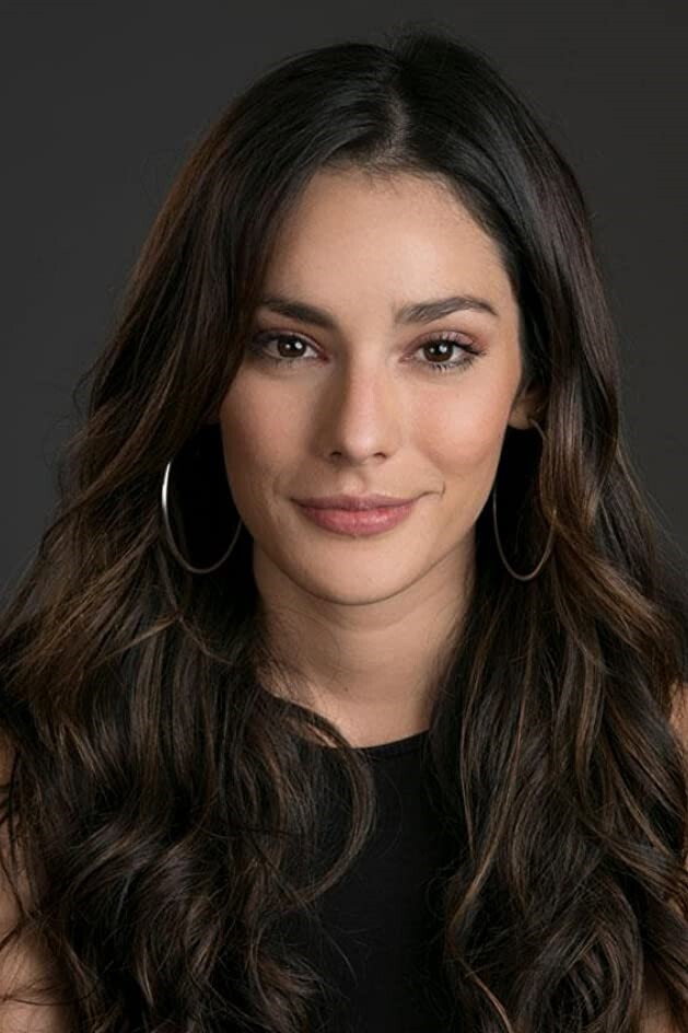 Oka Giner as Yesenia Pérez González in Who Is Who?