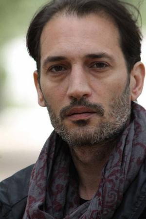 Luigi Iacuzio as Gaudi in Il fronte interno
