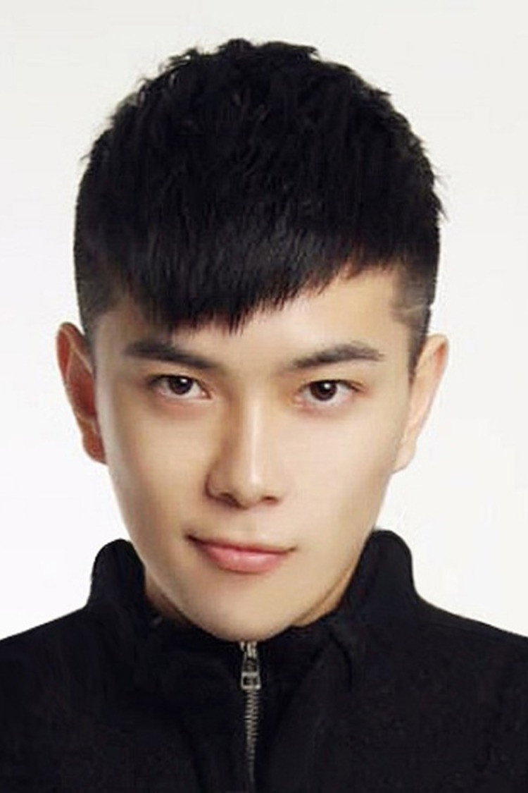 Luo Xiang as Lu Yibai in Mid-July Days 3: Spirit Touch Seventh Senses