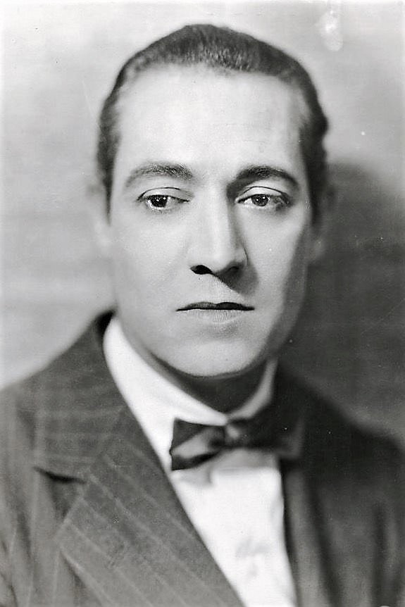 Elliott Dexter as Max Runyon in The Affairs of Anatol