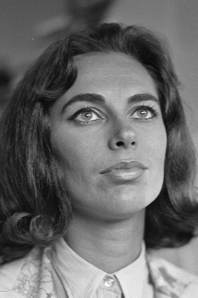Sigrid Koetse as Charlotte in De appelgaard