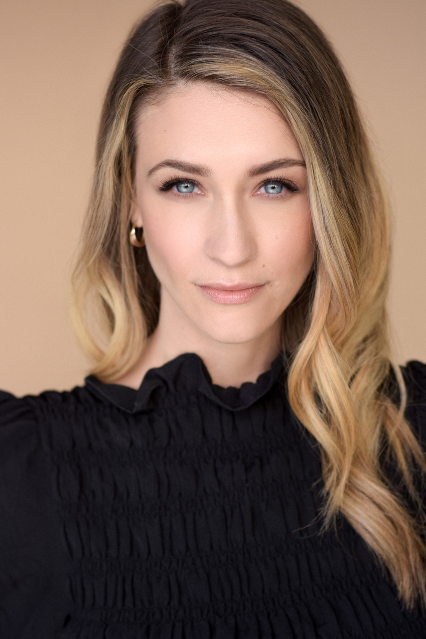 Jillian Walchuck as Whitney in Reminders of Him