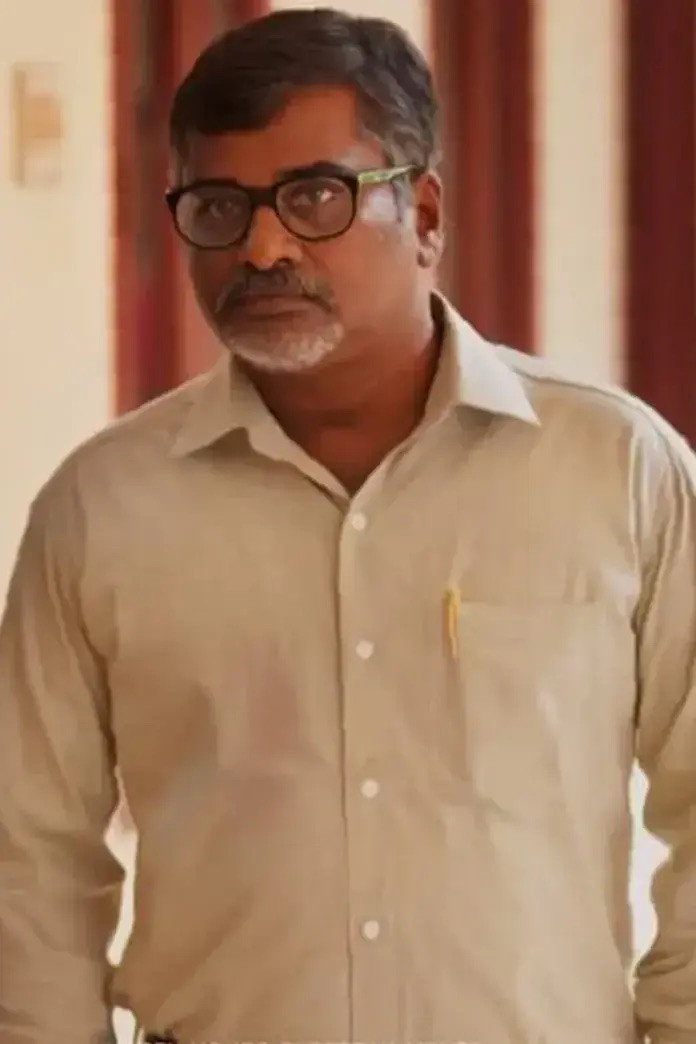 RJ Murugan as Mathews in Vishudha Mejo