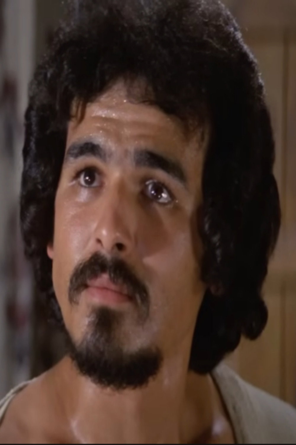 Mohamed El Arabi as محمود in طريق الندم