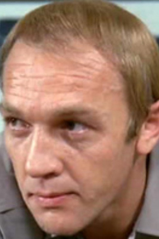 Claudio Biava as Michael Abbott in 28 Minutes for 3 Million Dollars