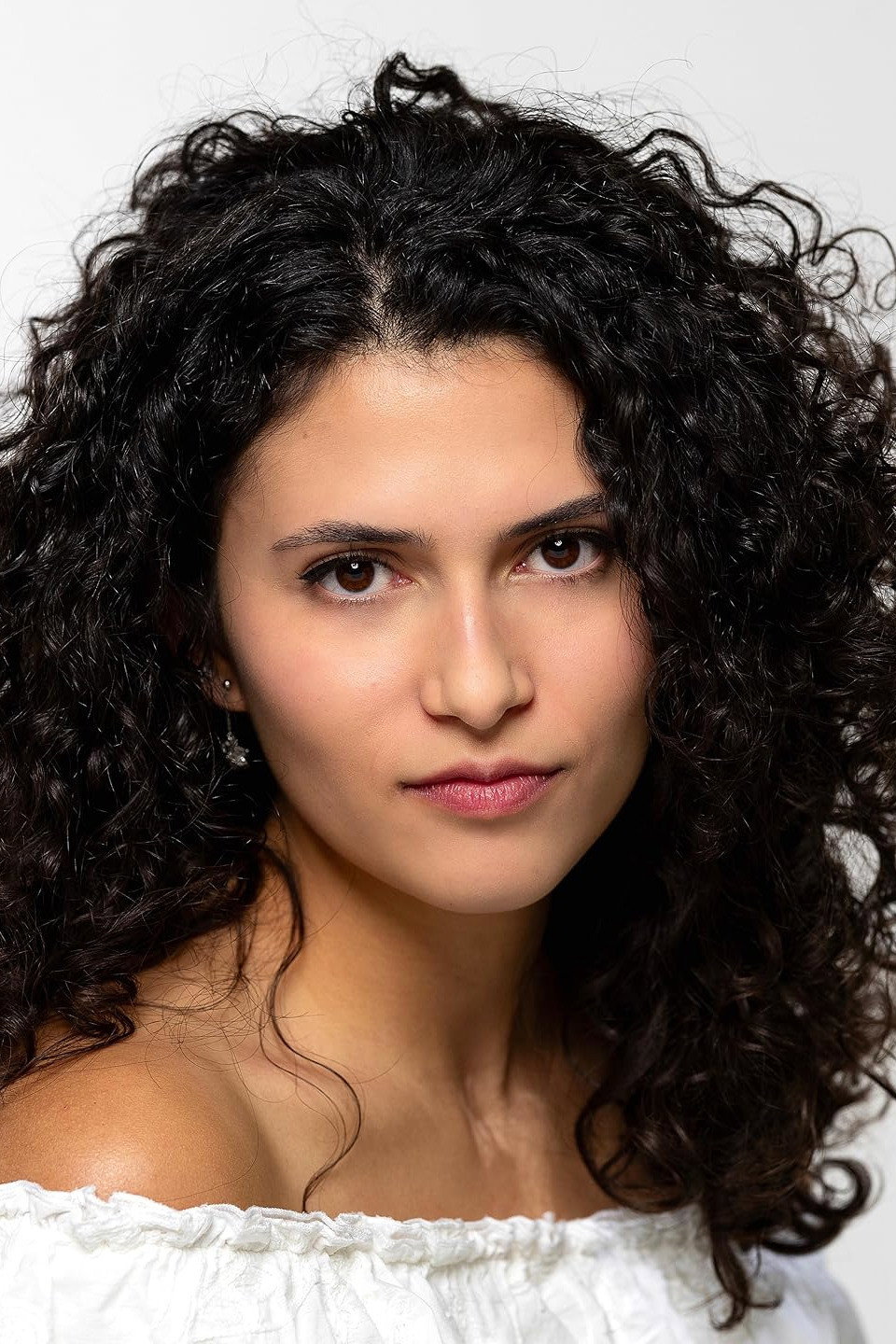 Karalee Harris as Lucia in Distortion
