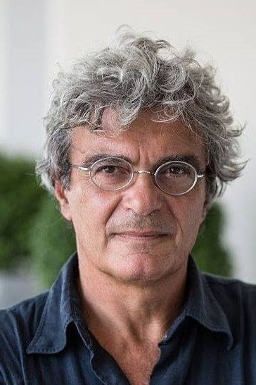 Mario Martone as Self in I Don't Know the Men of this City