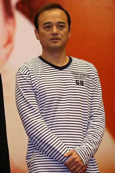 Yin Guohua as Suo'er in Manbo Destiny