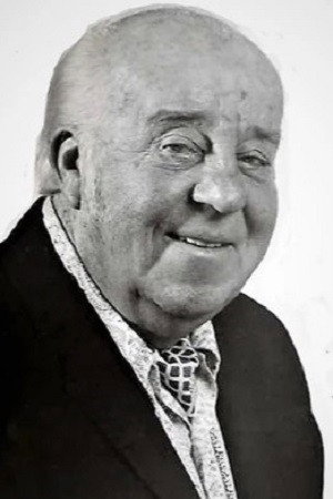J. Pat O'Malley as Walrus / Carpenter / Dee / Dum (voice) in Alice in Wonderland