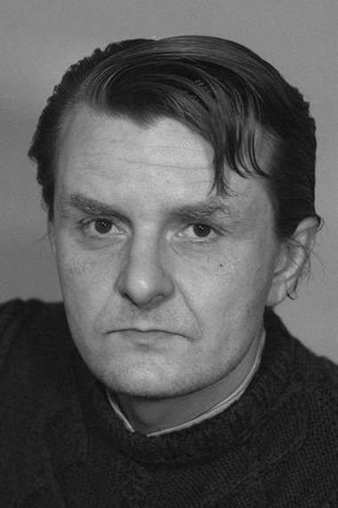 Jiří Plachý as Carlos Homenides de Histangua in Brouk v hlavě
