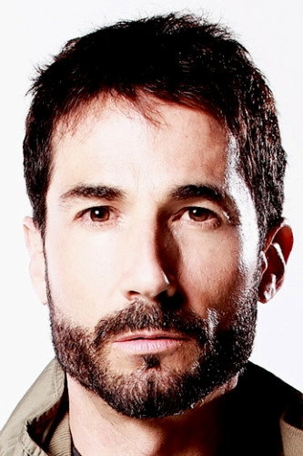 Juan Carlos Vargas as Zoroastro, el Mineraliano in Leche