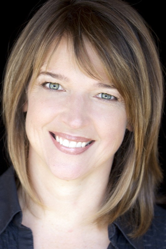 Jane Wheeler as Elizabeth Anderson in Journey to the Center of the Earth