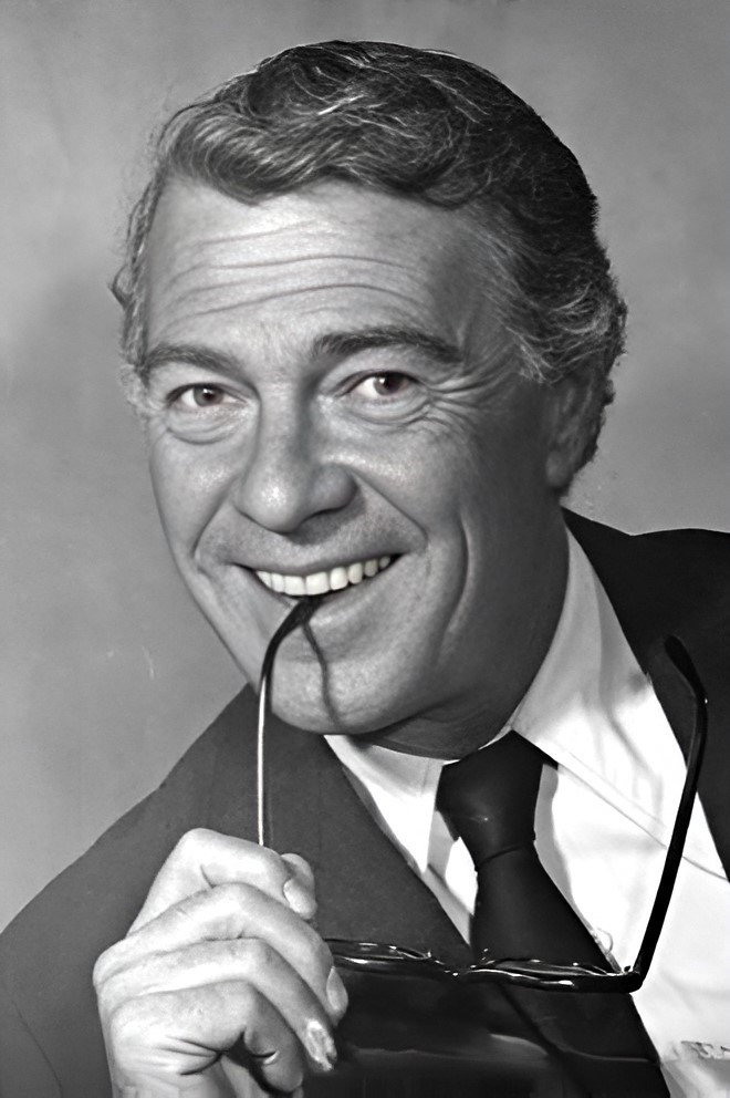 George Rigaud as Captain Lenny in Death Walks on High Heels