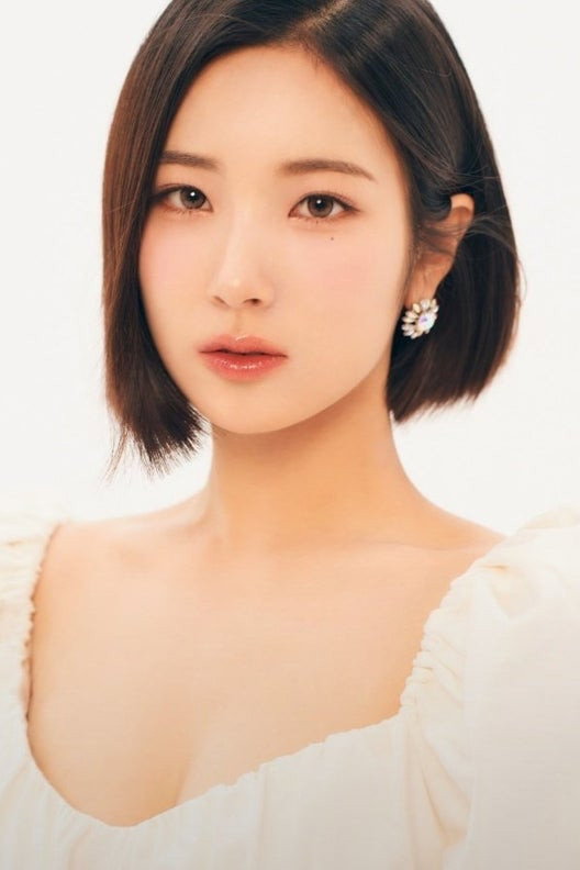 김소희 as Jian in Idol Recipe