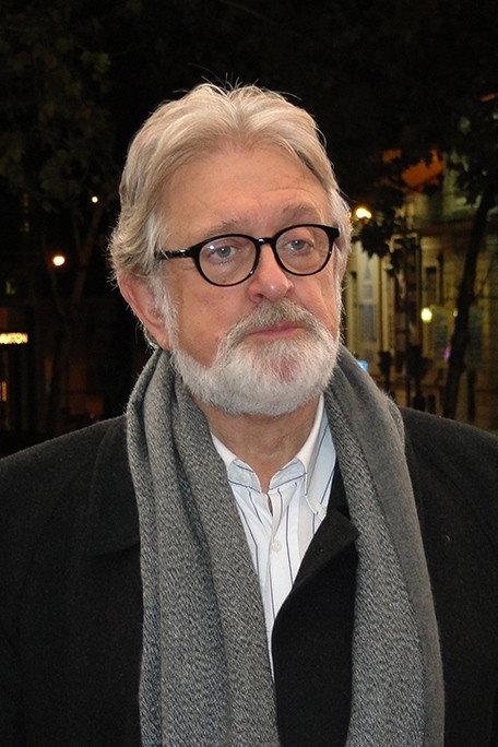 Victor de Sousa as Rocha in A Mulher do Sr. Ministro