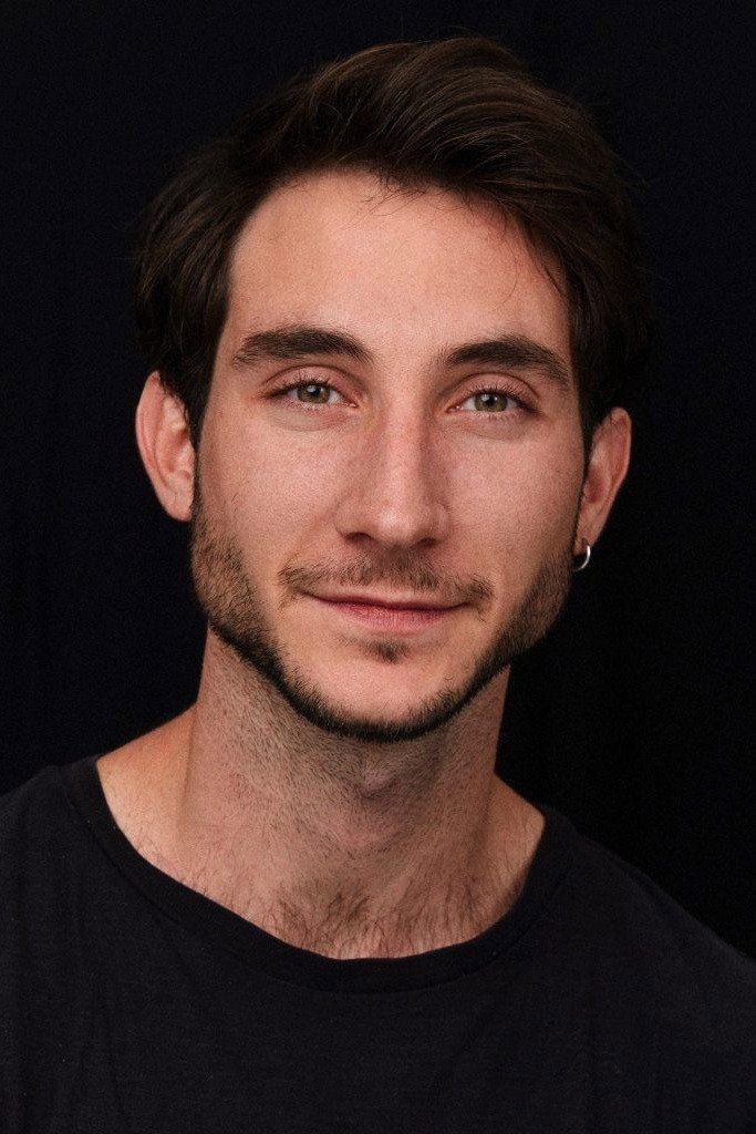 Juan Grandinetti as Lucas in The Invented