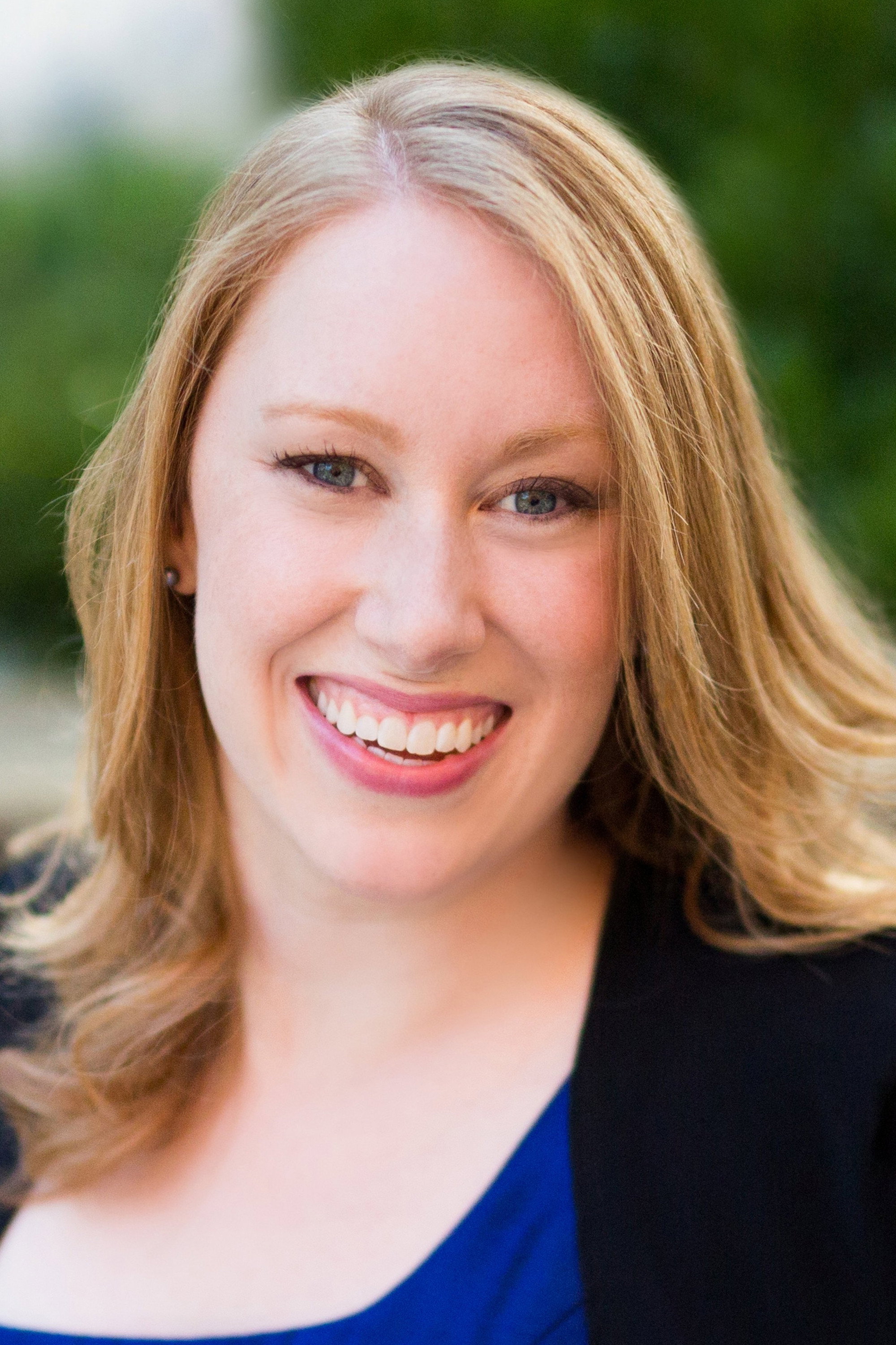 Elise Groves as Rachel Taylor in Civil Love