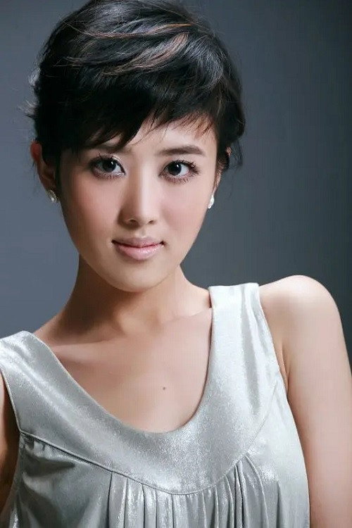 Xibei Chen as 花花 in 家园