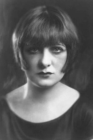 Jean Acker as Vamp in Never Say Quit