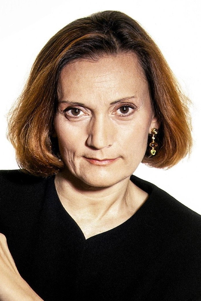 Pilar Miró as Herself (uncredited) in Codo con codo