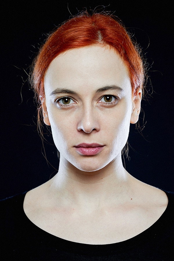Vesela Babinova as Kalina in Father's Day