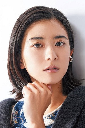 黒島結菜 as Iwabuchi Nanami in Koi no sanriku ressha kon de iko!