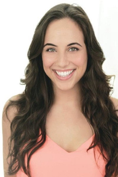 Samantha Valletta as Emery in The Process