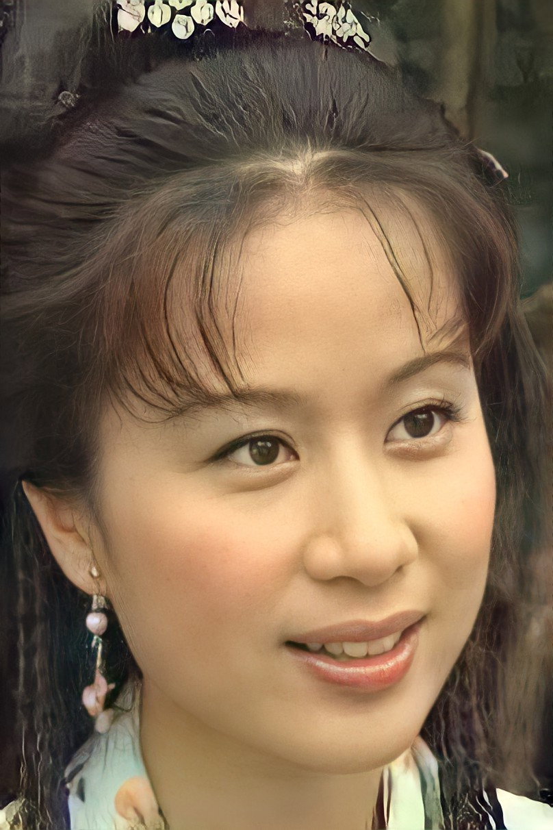 鄺文洵 as Lily in Life