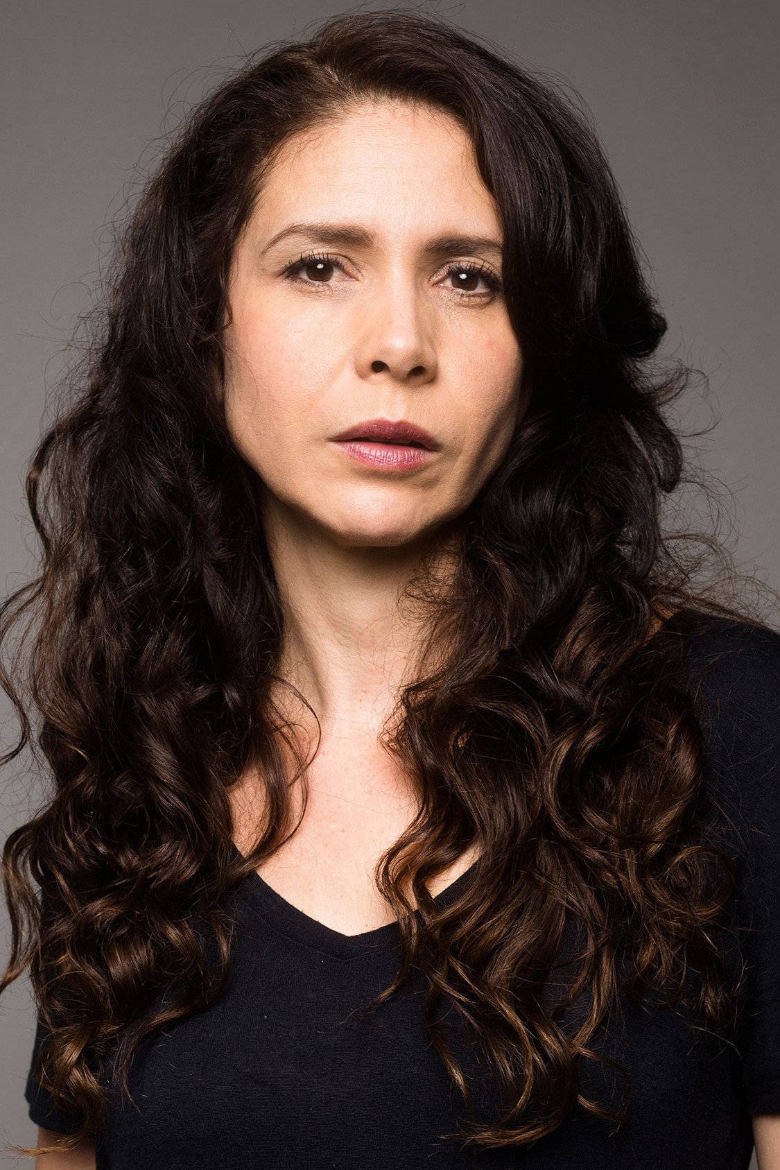 Mónica Bejarano as Yolanda in Revolución