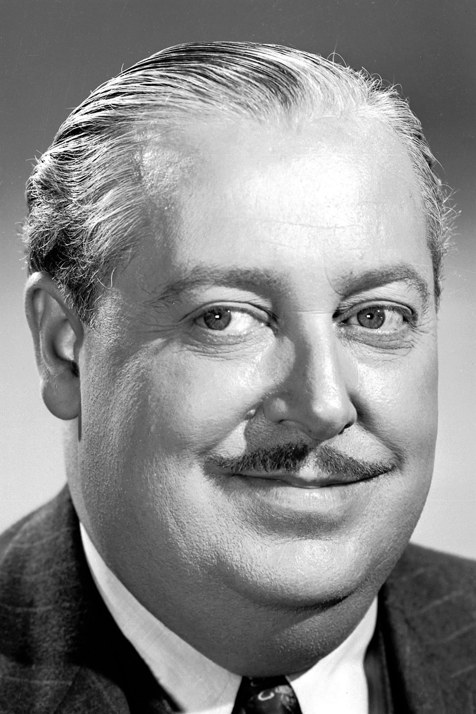Paul Maxey as Mr. Fielding (uncredited) in It's Always Fair Weather