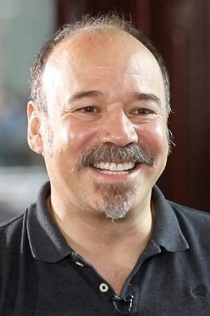 Danny Burstein as Ebenezer Scrooge in Estella Scrooge