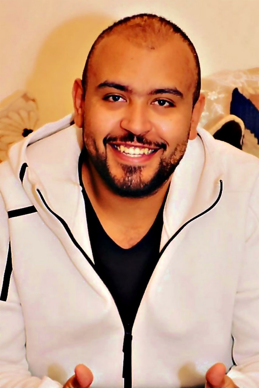 Mostafa Bassit as Abdo Mansour in Son of the club