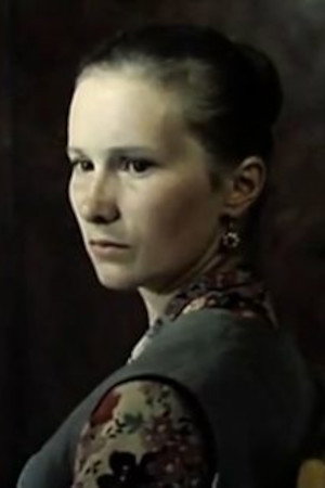 Галина Волкова as Zoya in Married for the First Time