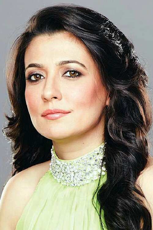 Mini Mathur as Shefali Malhotra in Mind the Malhotras