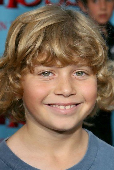 Shane Baumel as Tipo (voice) in The Emperor's New School